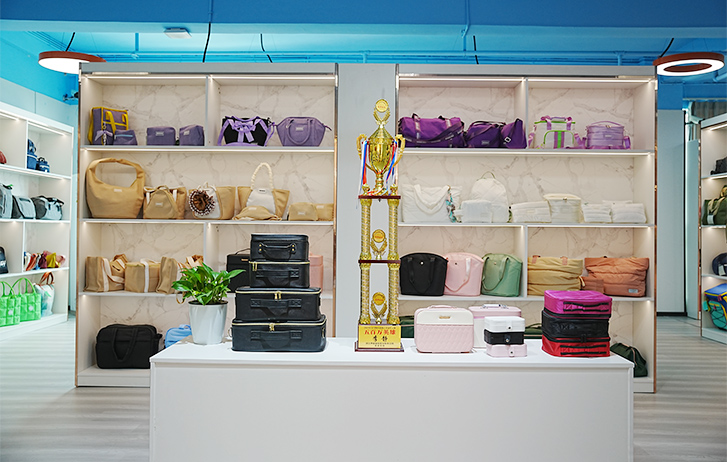 浙江一泉包有限公司。有限公司