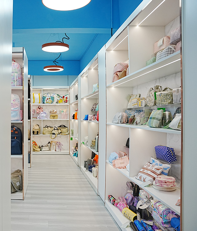 浙江一泉包有限公司。有限公司