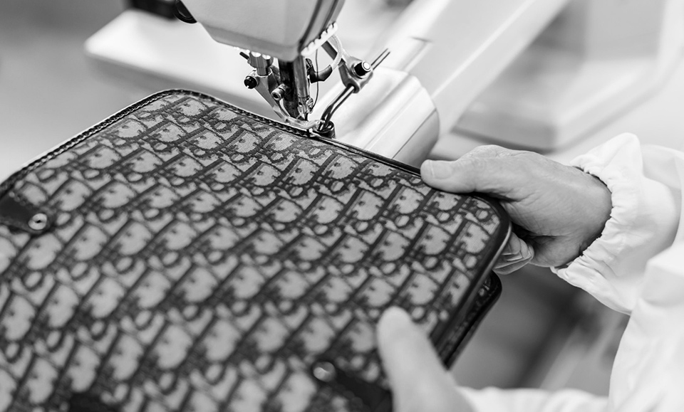 浙江一泉包有限公司。有限公司